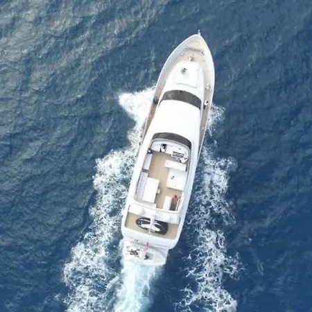 Hotel na wodzie Luxury Camilla Boat&breackfast