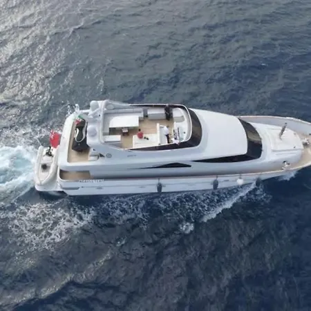 Luxury Camilla Boat&breackfast Bådhotel Castellammare di Stabia